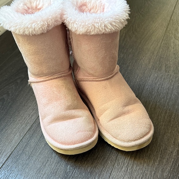 Pink Fur Boots Size 1 - Picture 2 of 10
